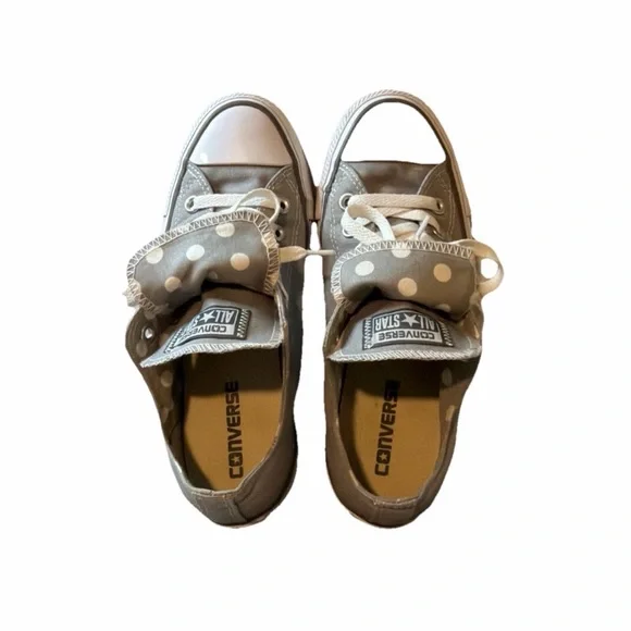 Converse Low-Top Sneakers in Light Gray and White Size 7 - Picture 5 of 8